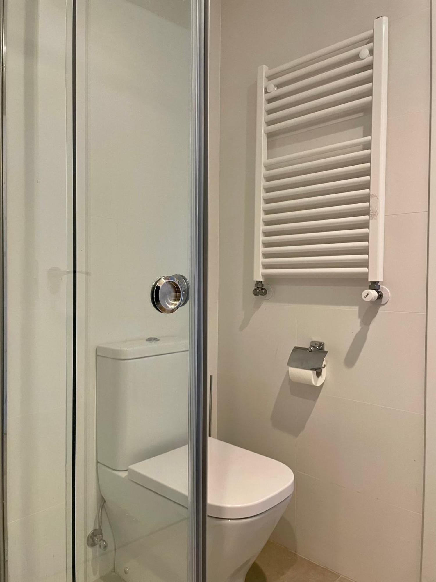 Apartment Piso De 2 En Centro, Zona Muy Tranquila Con Playa A 2 Min Andando Gijón